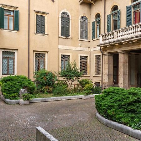 Antica Residenza Adua Apartman Verona Kültér fotó